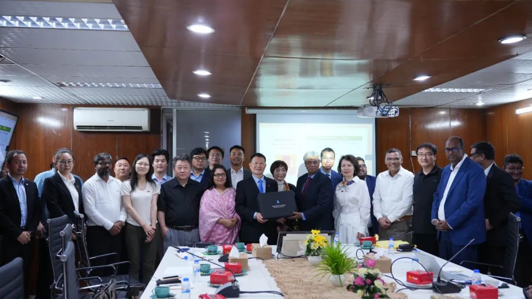 mg冰球突破奢华版(试玩)官方网站